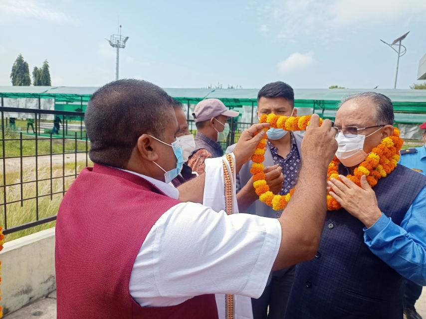 प्रचण्ड मधेसमा, विमानस्थलमा भव्य स्वागत